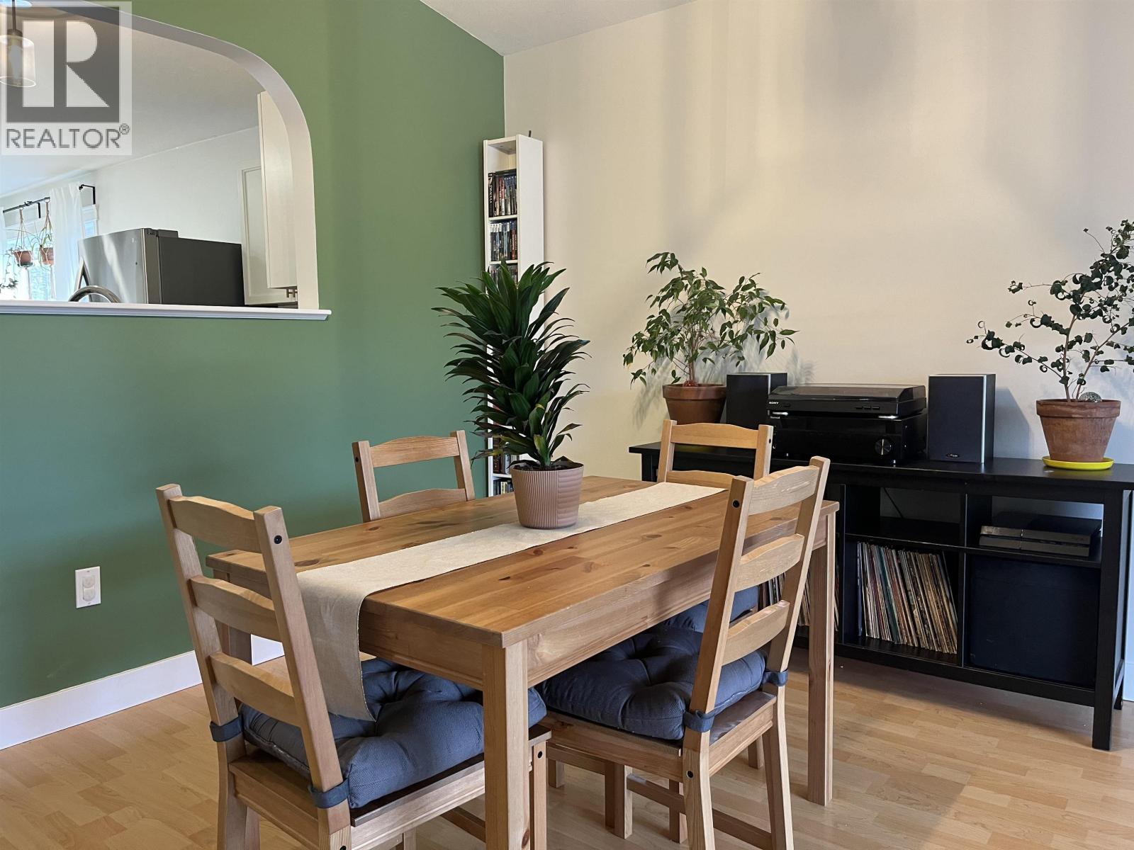 5726 Emily Way, Sechelt, British Columbia  V7Z 0N5 - Photo 4 - R3100926