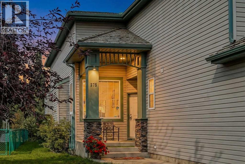 375 Douglas Glen Gardens SE, Calgary, Alberta  T2Z 3T1 - Photo 2 - A2286646