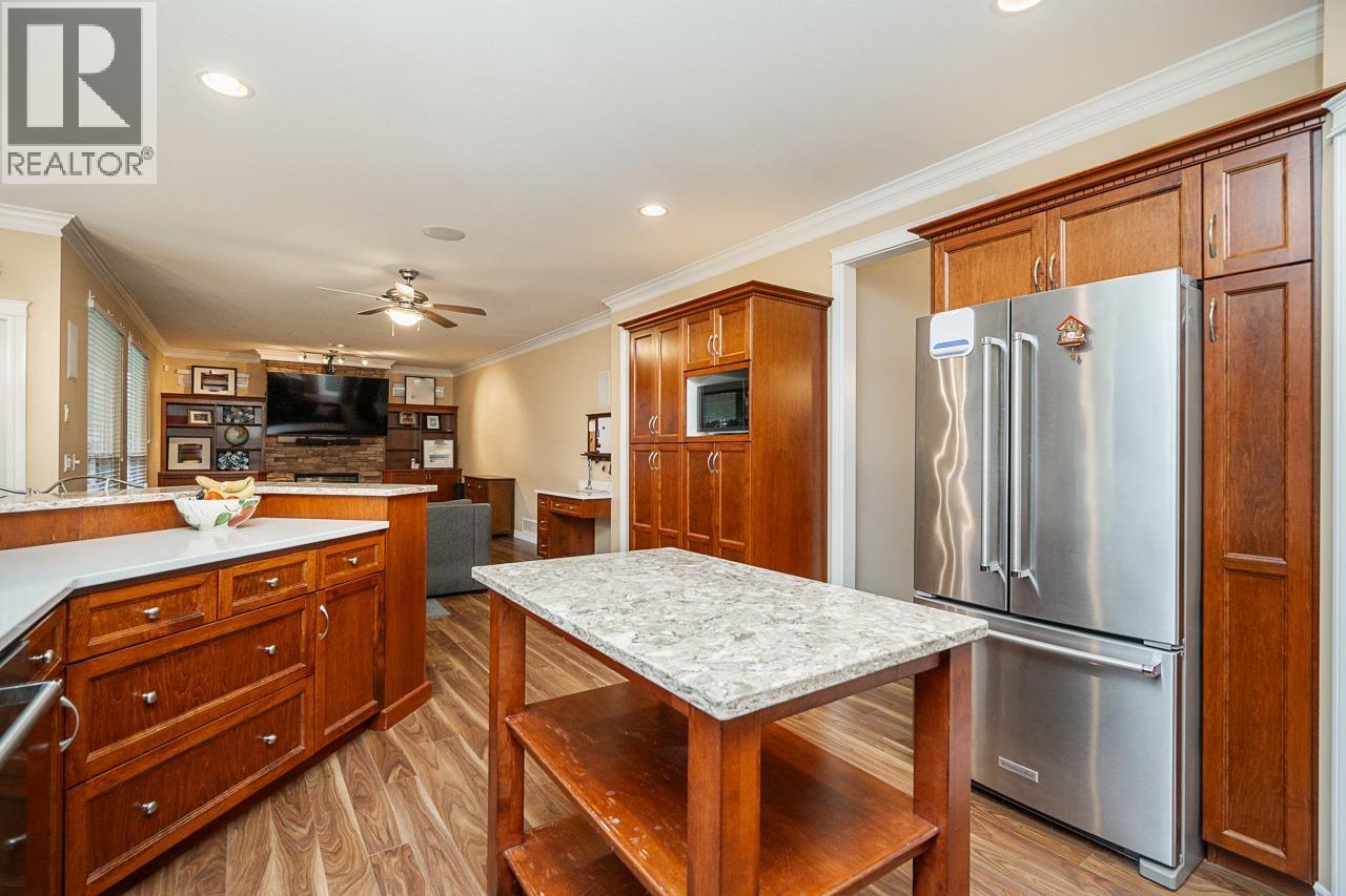 21118 123 Avenue, Maple Ridge, British Columbia  V2X 4B4 - Photo 13 - R3100965