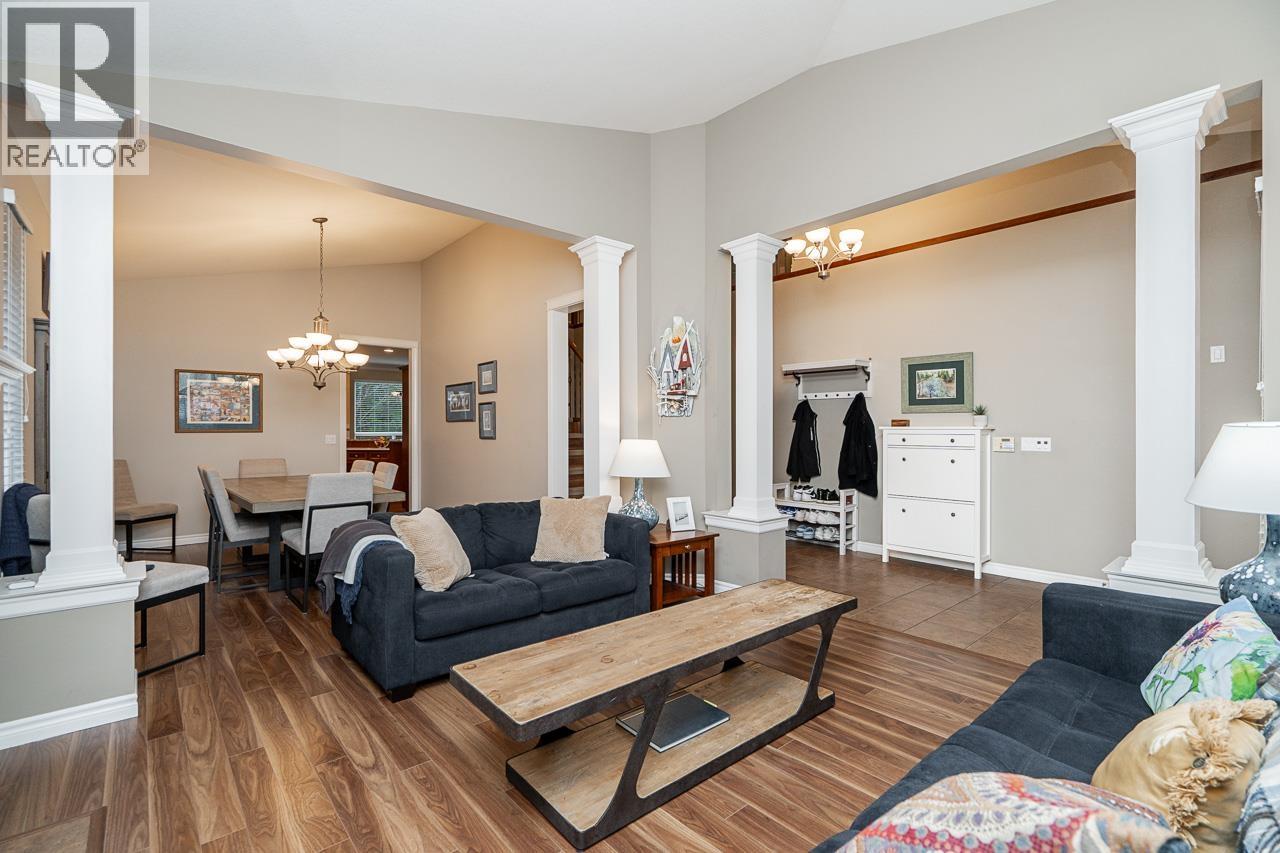 21118 123 Avenue, Maple Ridge, British Columbia  V2X 4B4 - Photo 7 - R3100965