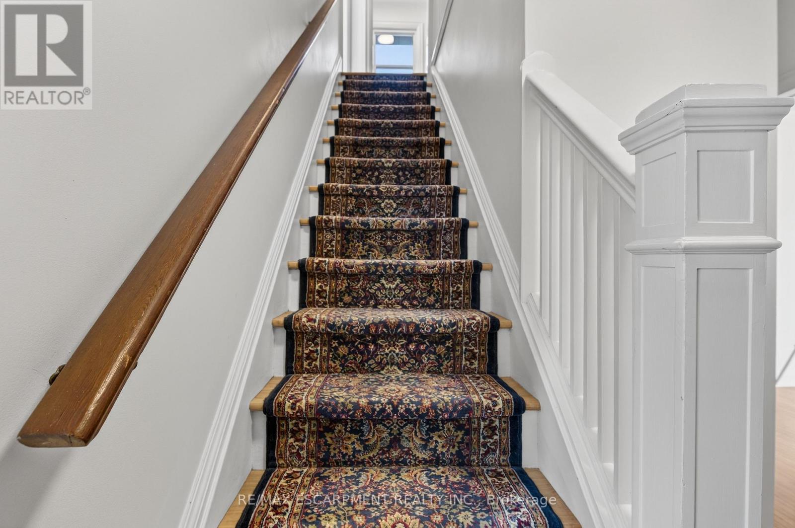 2317 Lakeshore Road, Burlington, Ontario  L7R 1B3 - Photo 28 - W12886836