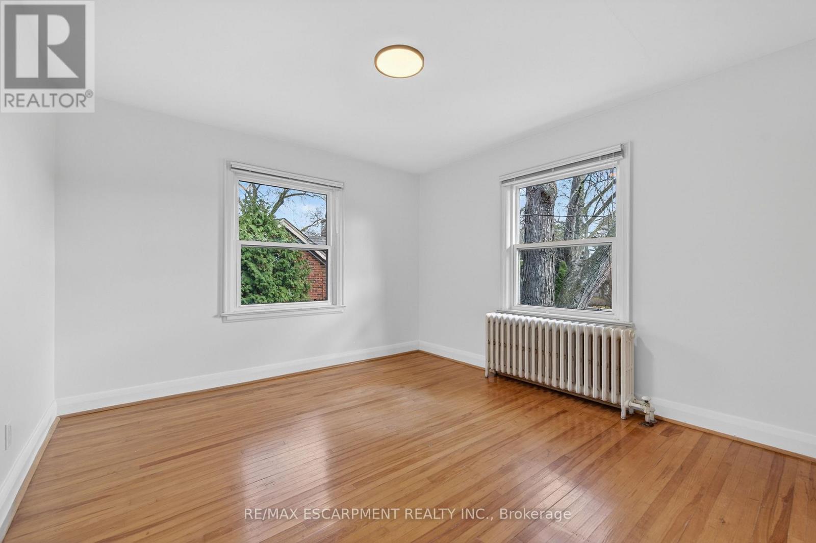 2317 Lakeshore Road, Burlington, Ontario  L7R 1B3 - Photo 36 - W12886836