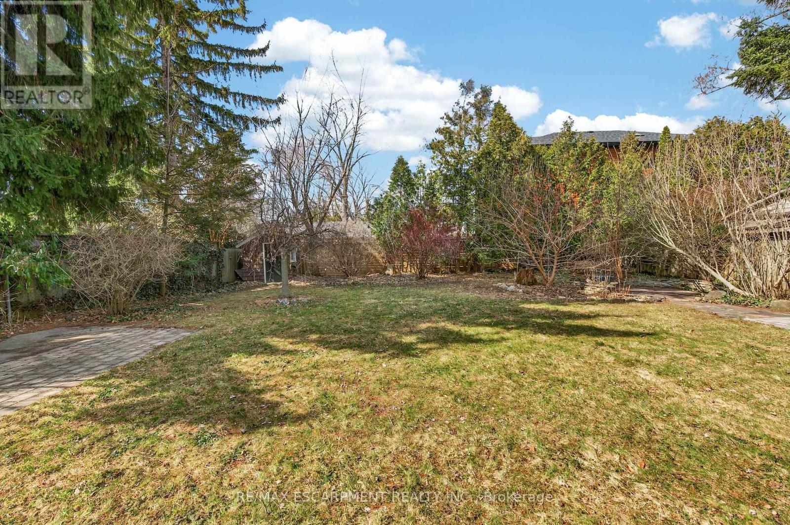 2317 Lakeshore Road, Burlington, Ontario  L7R 1B3 - Photo 43 - W12886836