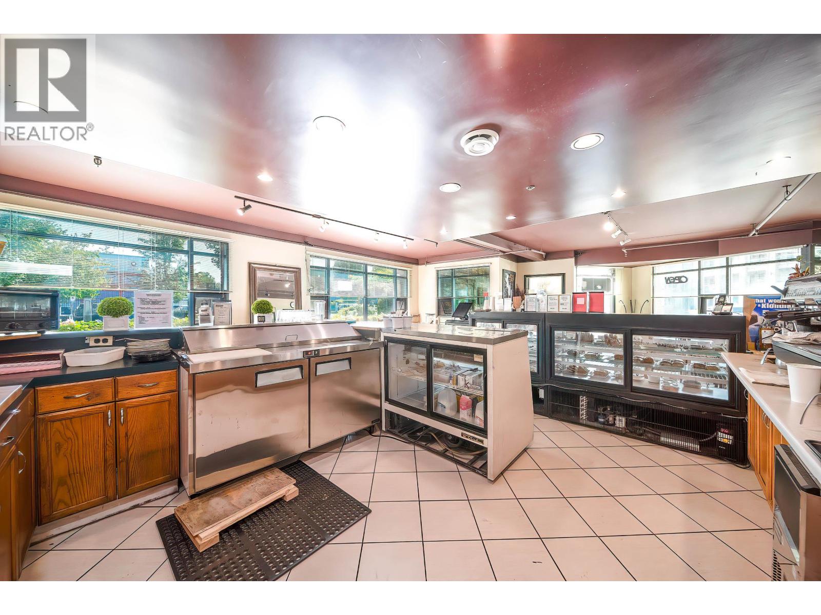 108 3855 Henning Drive, Burnaby, British Columbia V5C 6N3 - Photo 1 - C8077105