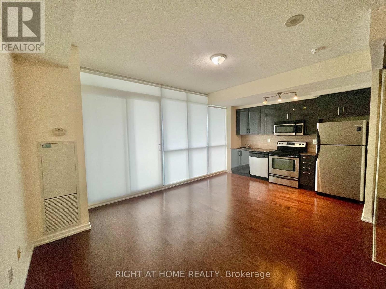 1311 - 55 Bremner Boulevard, Toronto, Ontario  M5V 0A1 - Photo 6 - C12893896