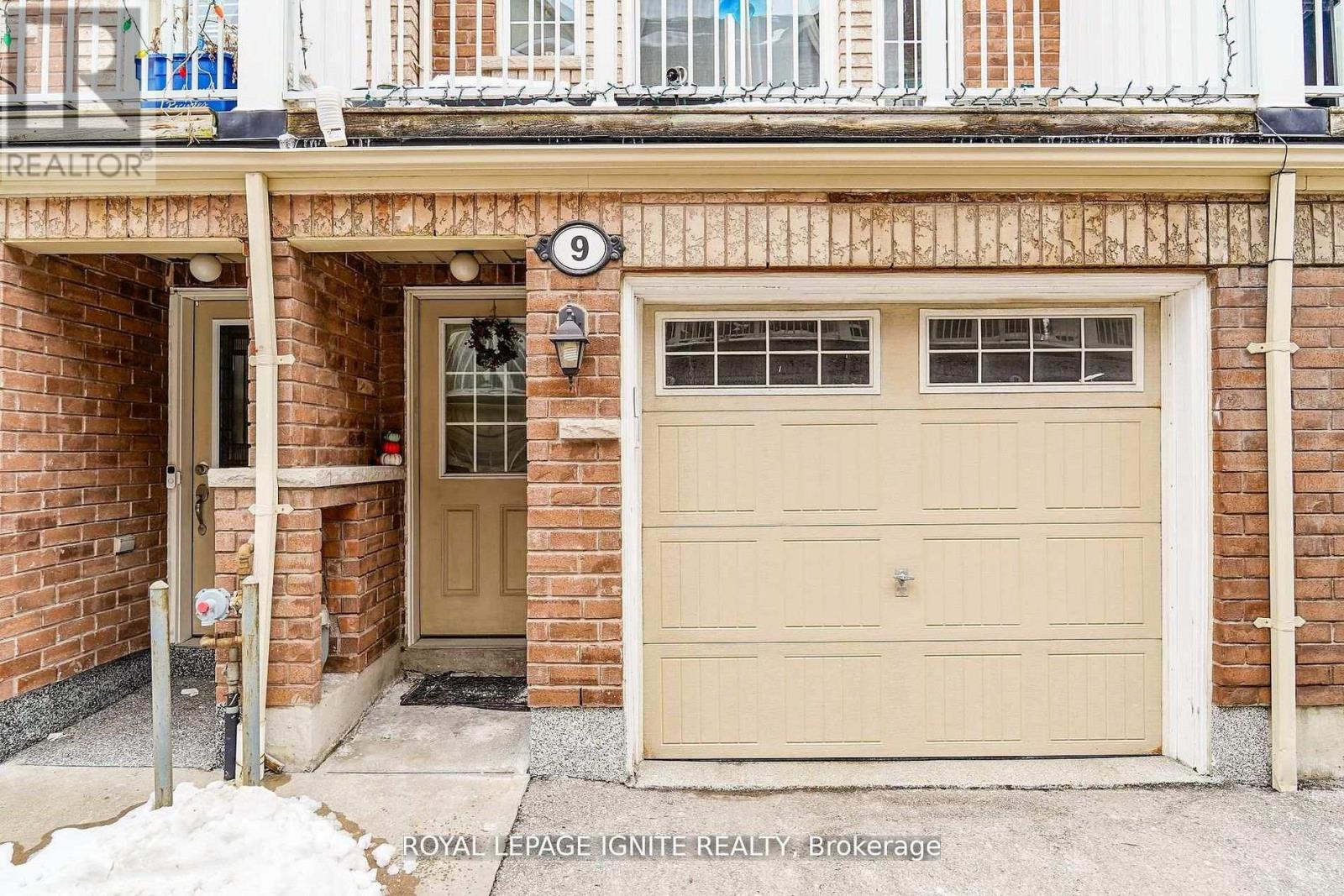 9 Cooperage Lane, Ajax, Ontario  L1S 0E8 - Photo 2 - E12893894