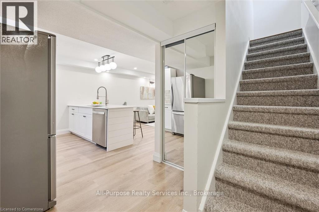 92 Connelly Drive, Kitchener, Ontario  N2N 2V1 - Photo 2 - X12893878