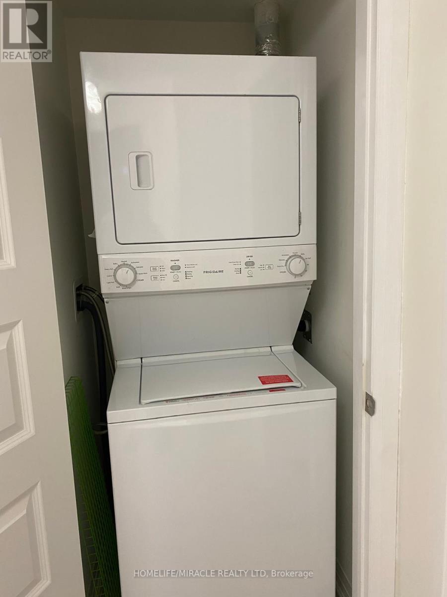 501 - 2 Adam Sellers Street, Markham, Ontario  L6B 1N2 - Photo 6 - N12893888