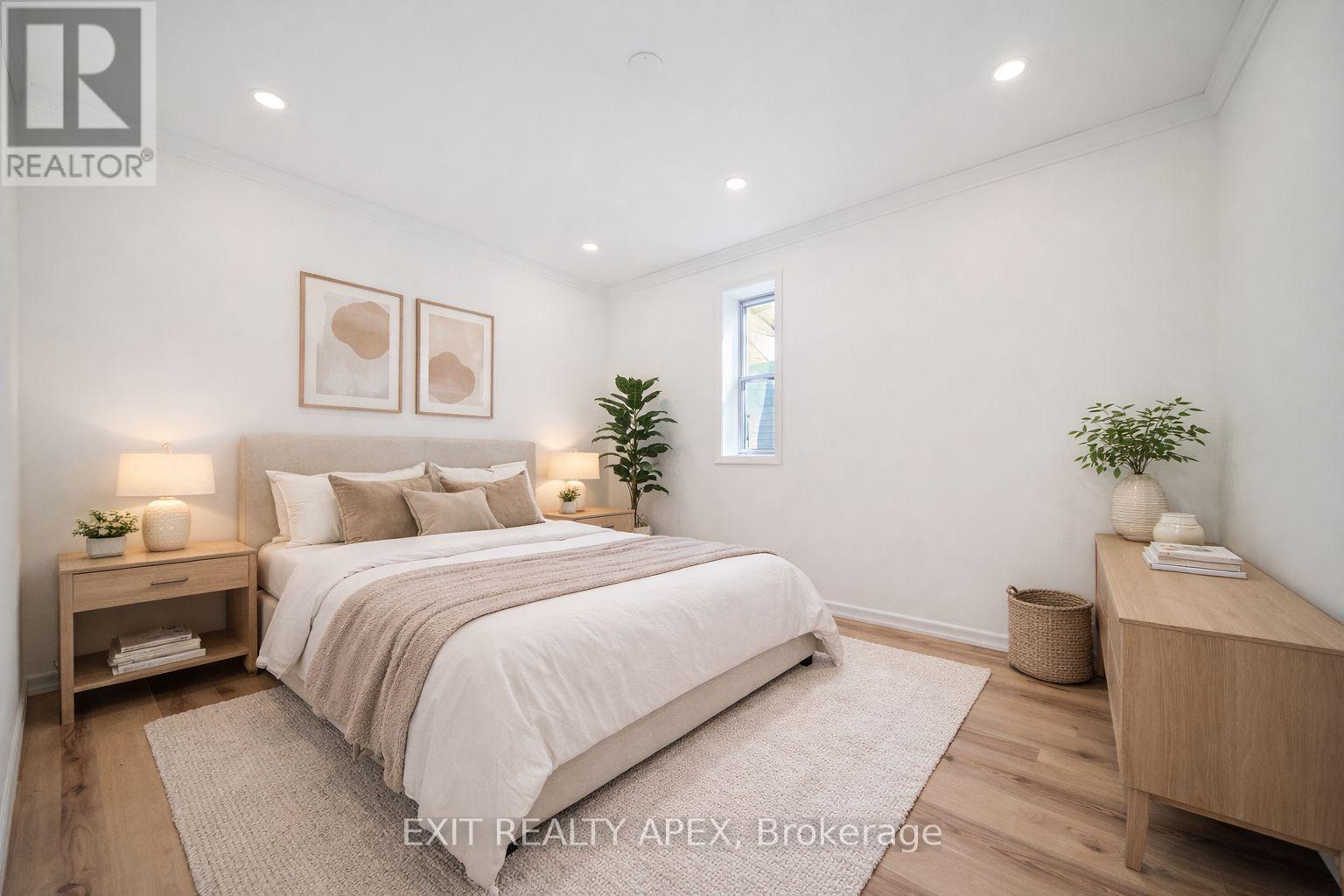 Second Floor - 343 Greenwood Avenue, Toronto, Ontario  M4L 2R6 - Photo 3 - E12889738