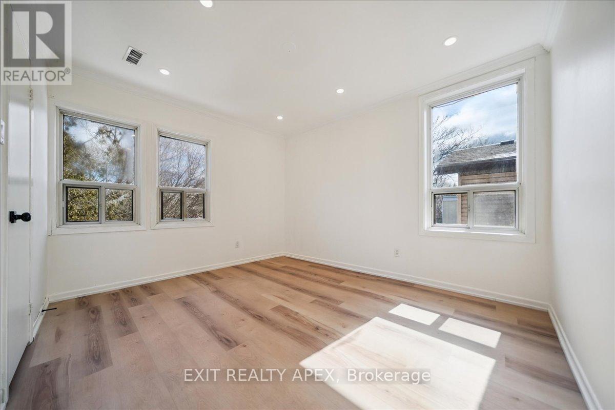 Second Floor - 343 Greenwood Avenue, Toronto, Ontario  M4L 2R6 - Photo 15 - E12889738