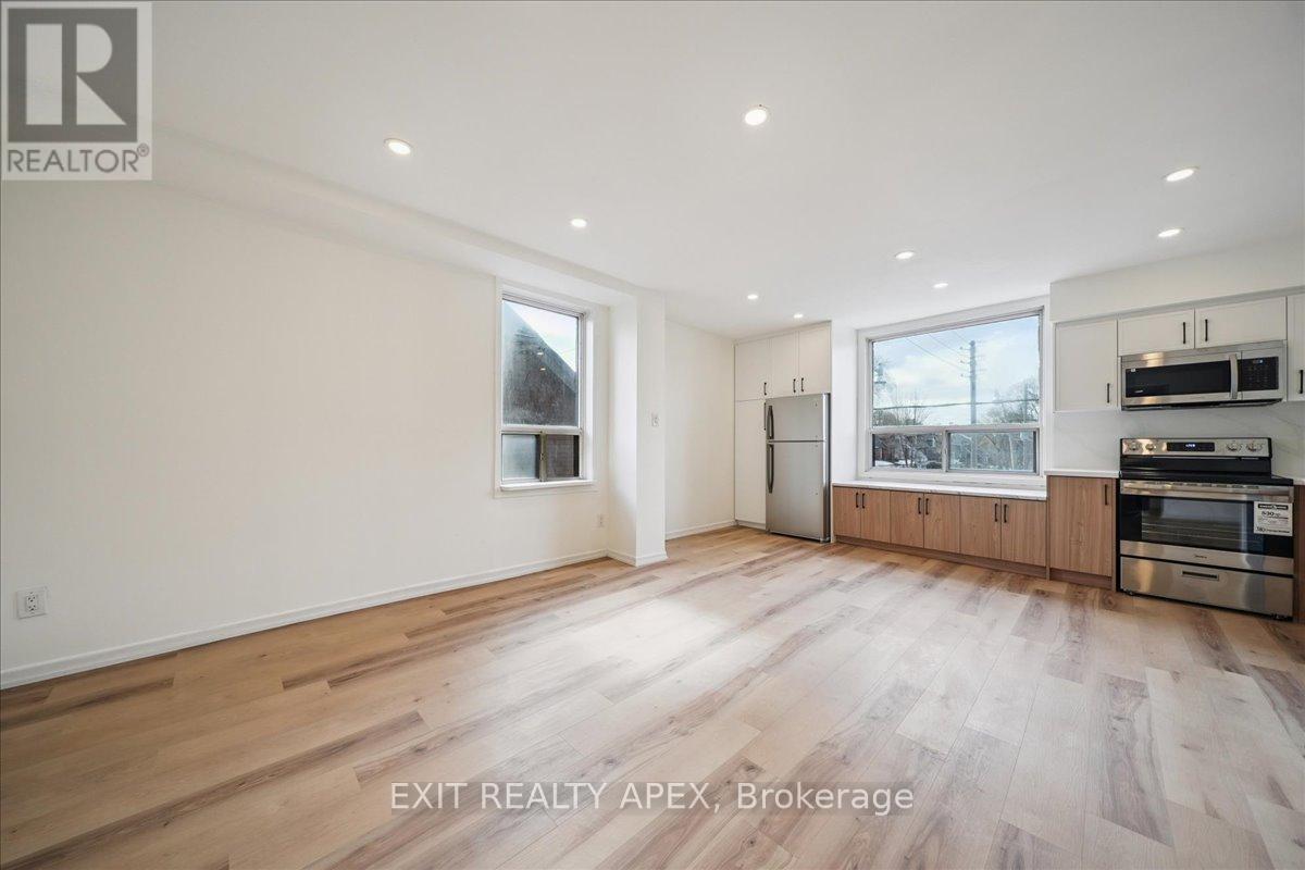 Second Floor - 343 Greenwood Avenue, Toronto, Ontario  M4L 2R6 - Photo 8 - E12889738