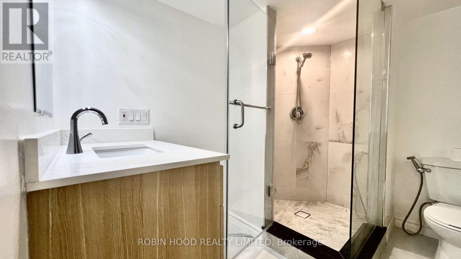 Basement - 2 Lytton Boulevard, Richmond Hill, Ontario  L4B 3H2 - Photo 2 - N12771116