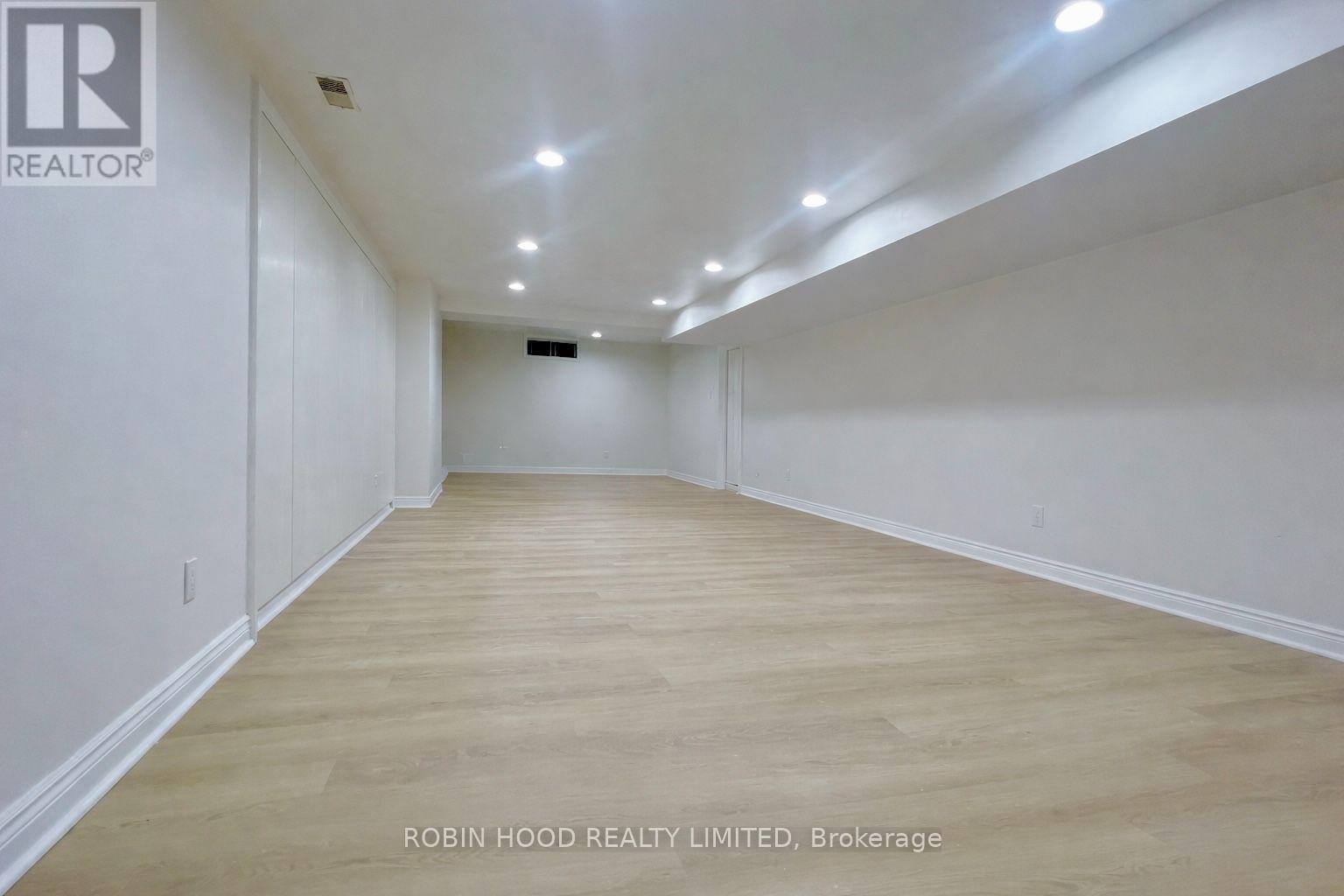 Basement - 2 Lytton Boulevard, Richmond Hill, Ontario  L4B 3H2 - Photo 4 - N12771116