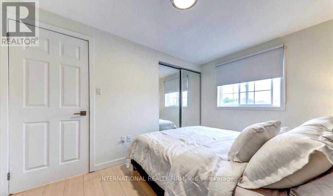 15 Hewitt Place, Barrie, Ontario  L4M 7B3 - Photo 14 - S12893916