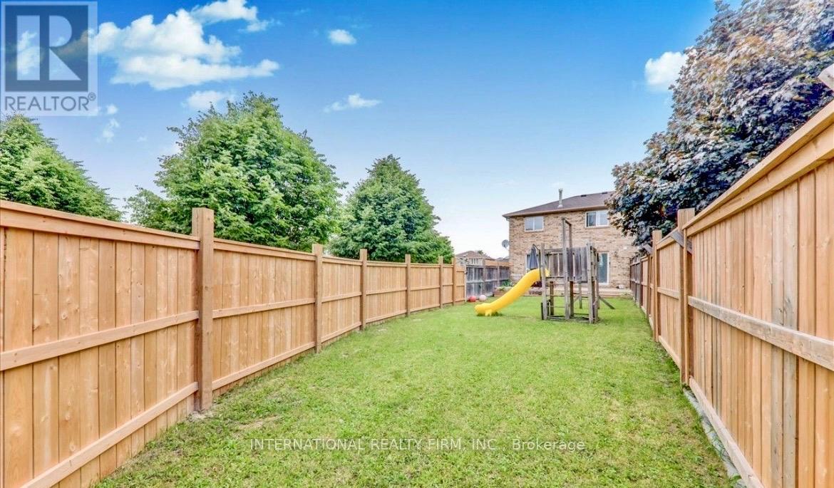 15 Hewitt Place, Barrie, Ontario  L4M 7B3 - Photo 29 - S12893916