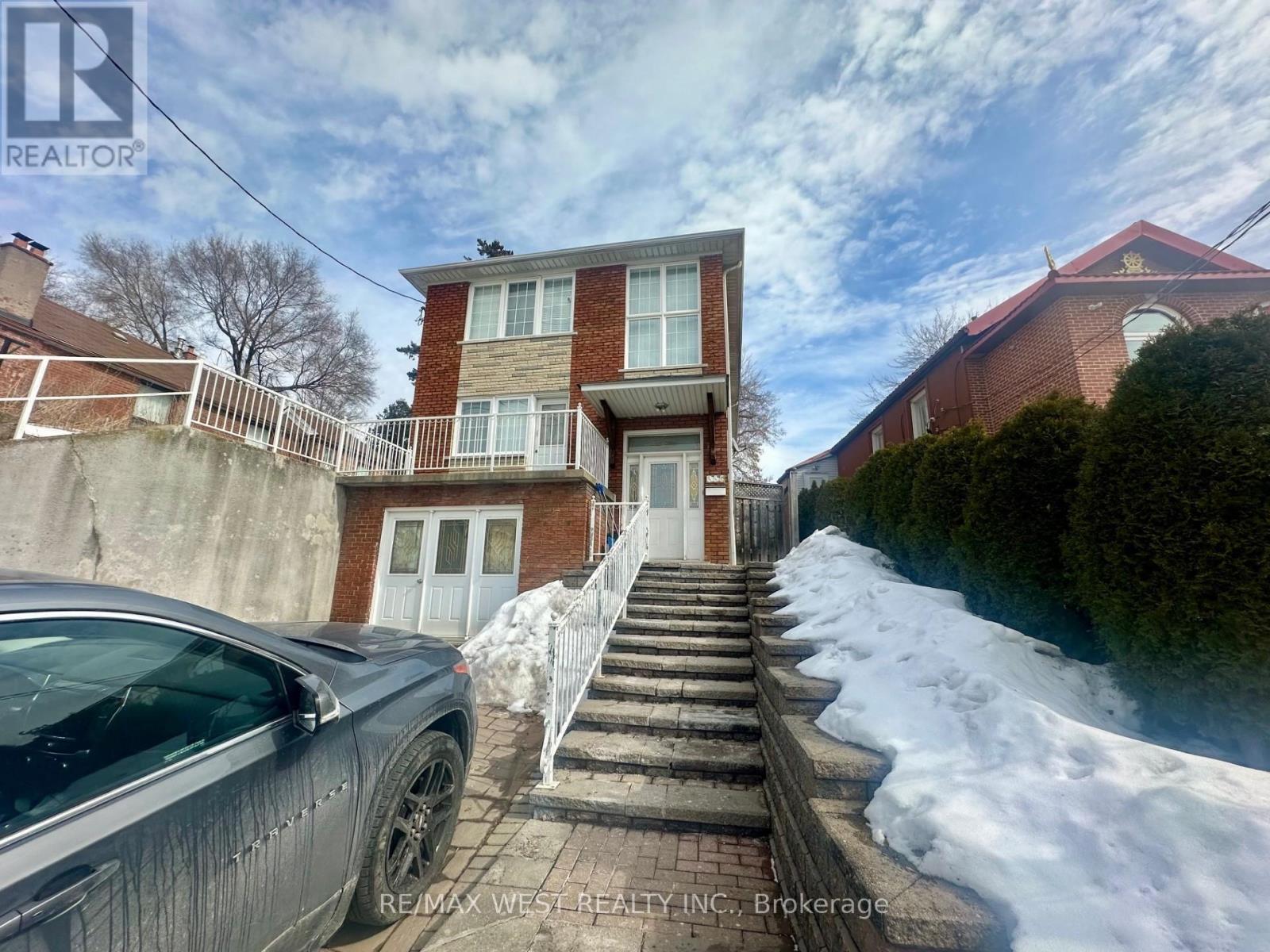 Basement - 355 Silverthorn Avenue, Toronto, Ontario  M6M 3G7 - Photo 2 - W12893898
