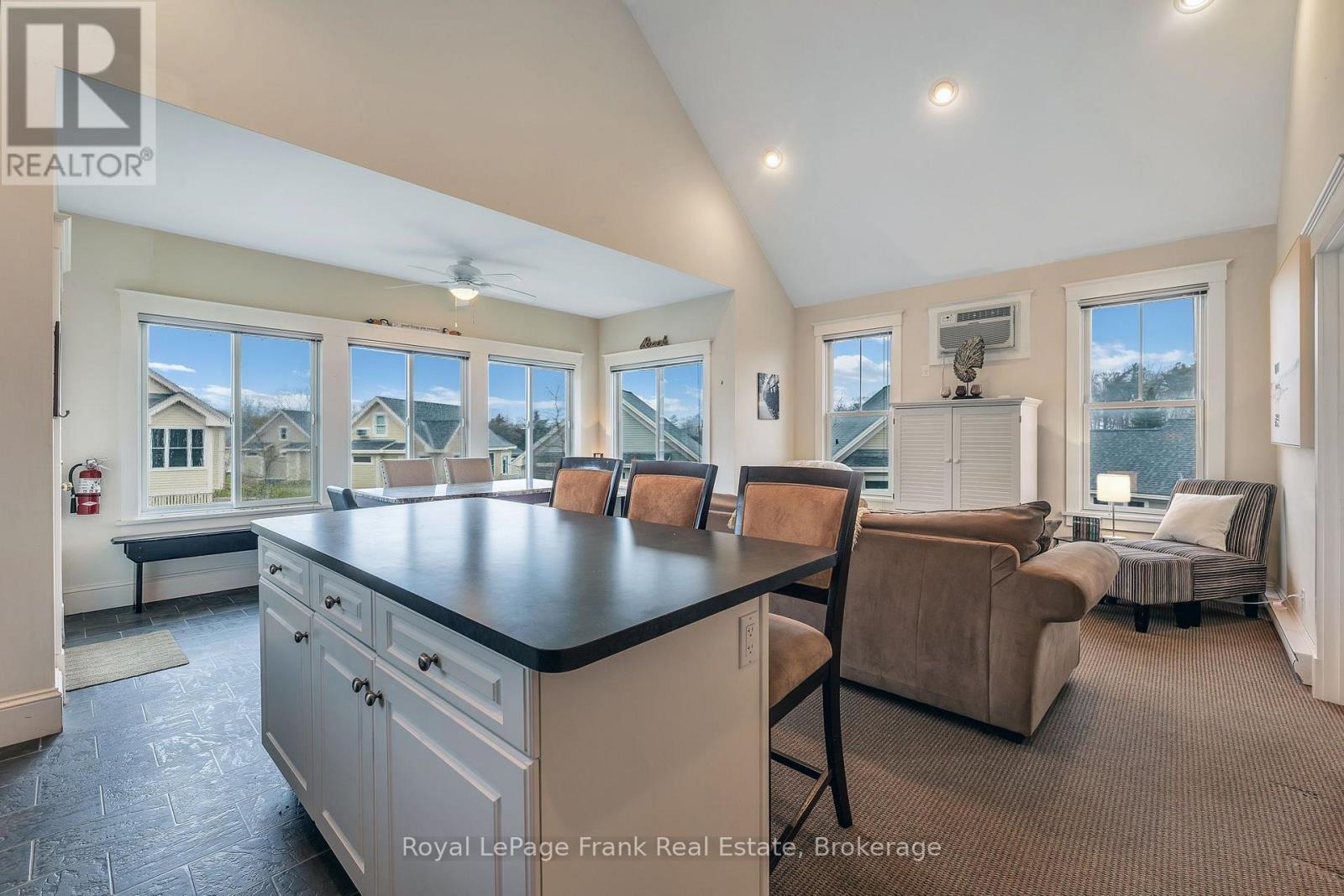 58 - 115 Butternut Lane, Prince Edward County, Ontario  K0K 1P0 - Photo 11 - X12893884