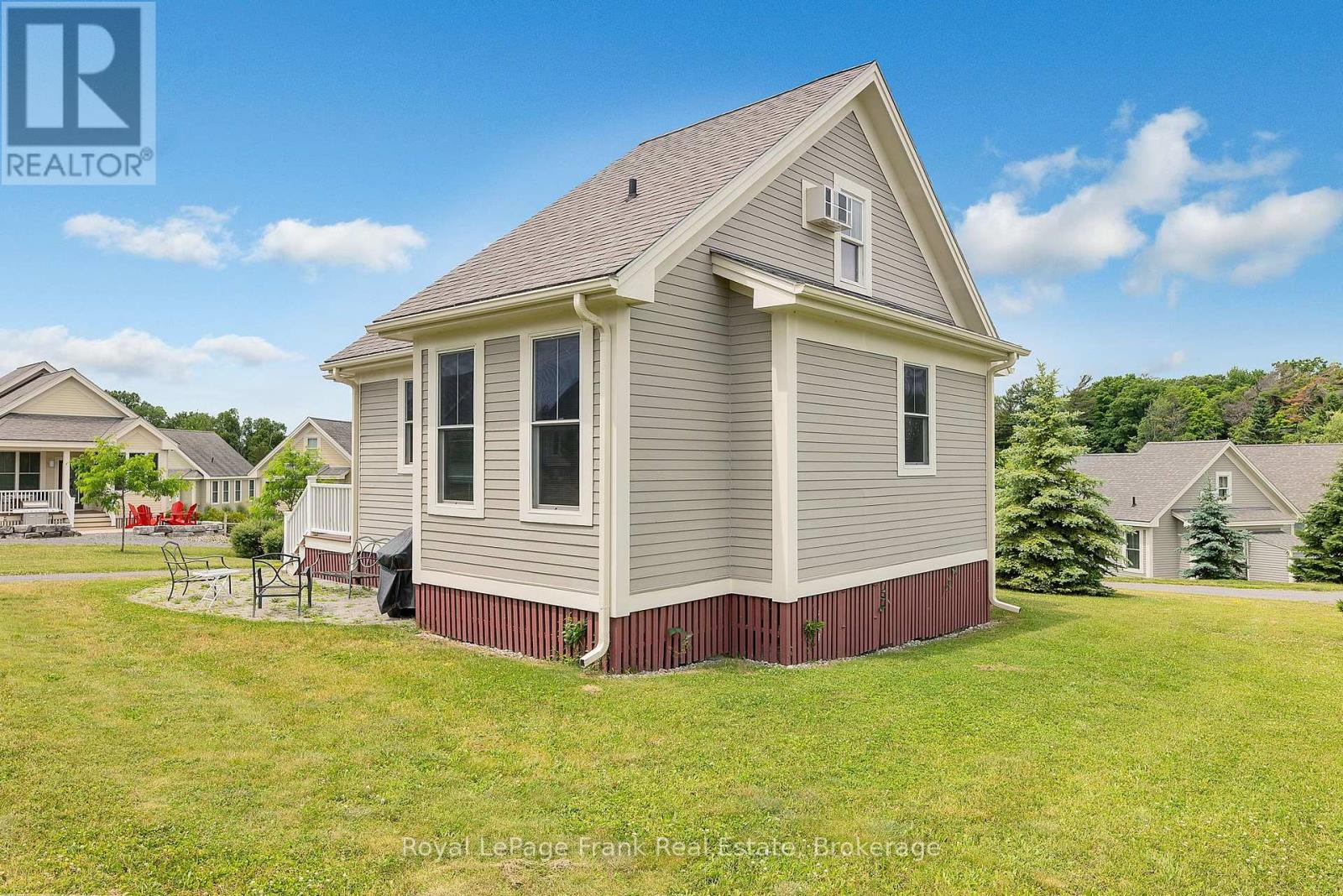 58 - 115 Butternut Lane, Prince Edward County, Ontario  K0K 1P0 - Photo 3 - X12893884