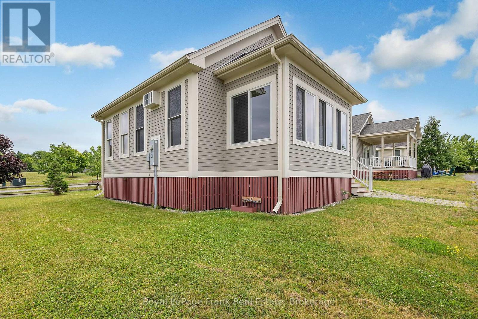 58 - 115 Butternut Lane, Prince Edward County, Ontario  K0K 1P0 - Photo 5 - X12893884