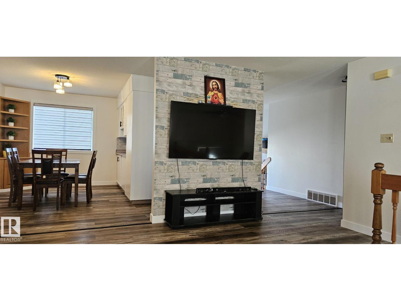 4514 56 Av, Barrhead, Alberta  T7N 1K6 - Photo 3 - E4477509