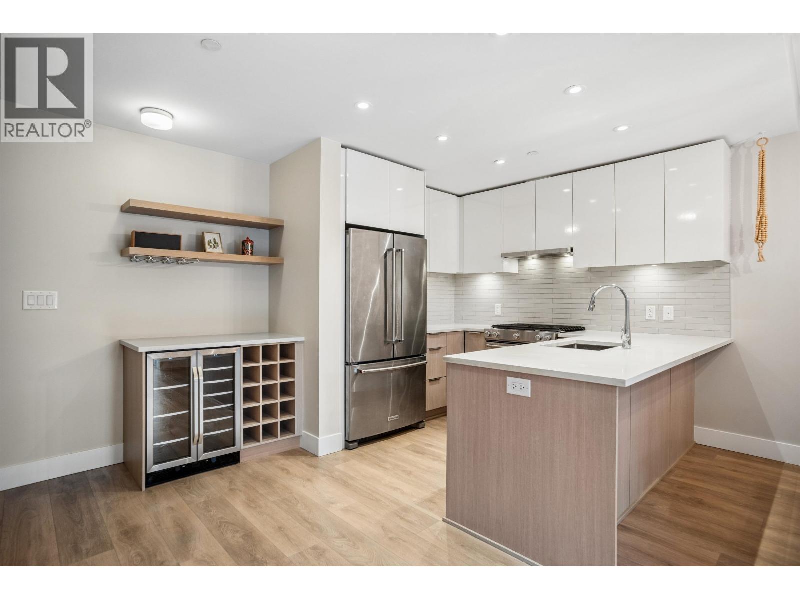 3564 Sawmill Crescent, Vancouver, British Columbia  V5S 0H5 - Photo 3 - R3100457