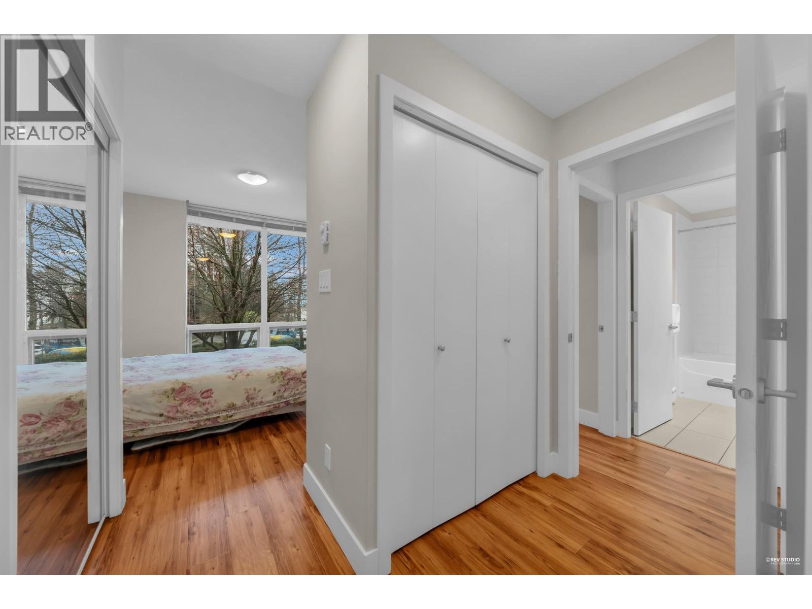 4818 Hazel Street, Burnaby, British Columbia  V5H 4T3 - Photo 13 - R3100713