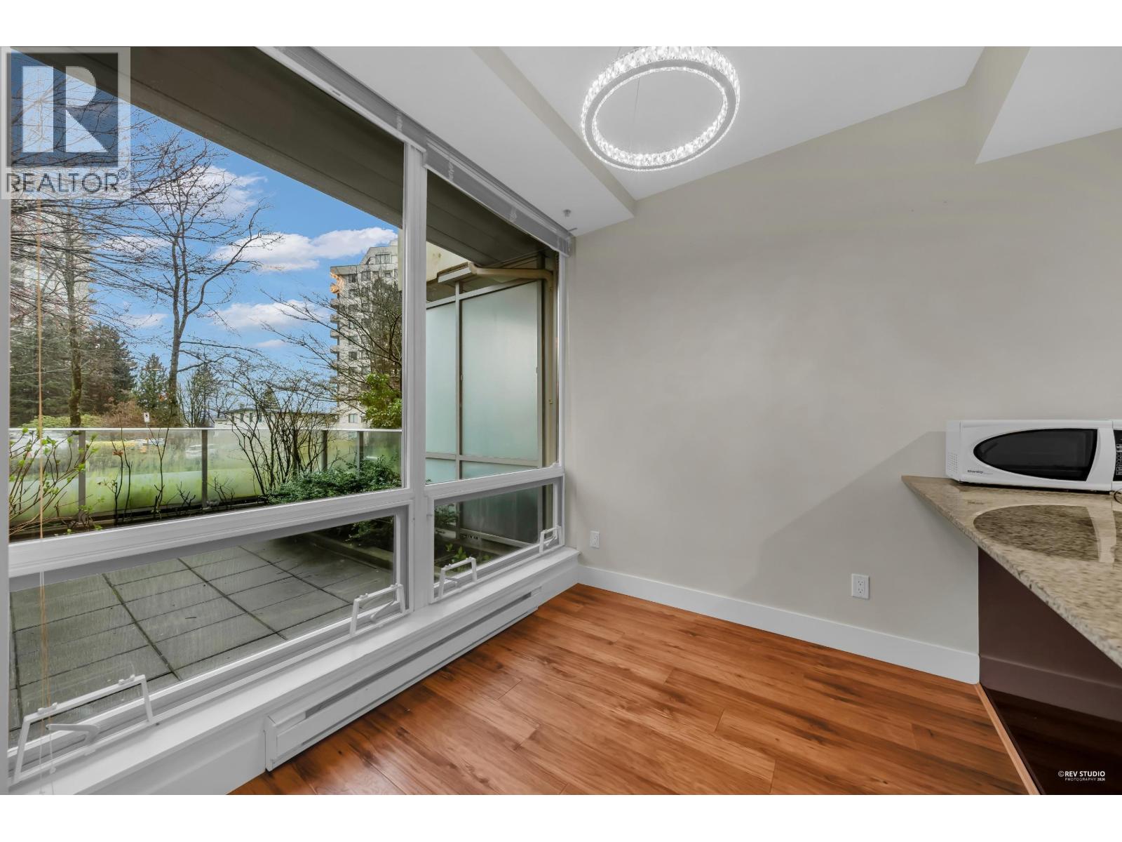 4818 Hazel Street, Burnaby, British Columbia  V5H 4T3 - Photo 7 - R3100713