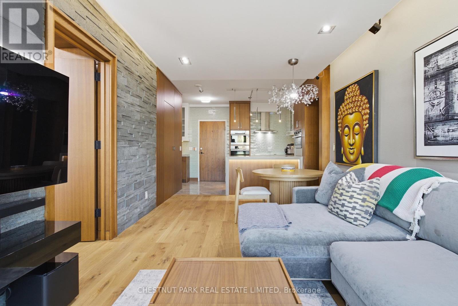 1906 - 1 Market Street, Toronto, Ontario  M5E 0A2 - Photo 12 - C12893926