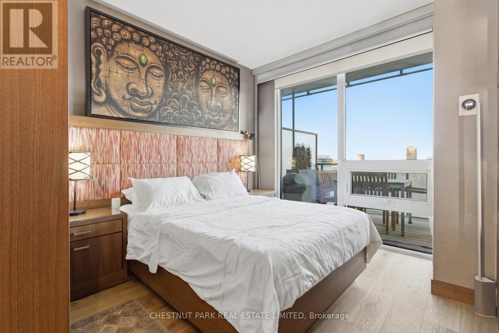 1906 - 1 Market Street, Toronto, Ontario  M5E 0A2 - Photo 18 - C12893926