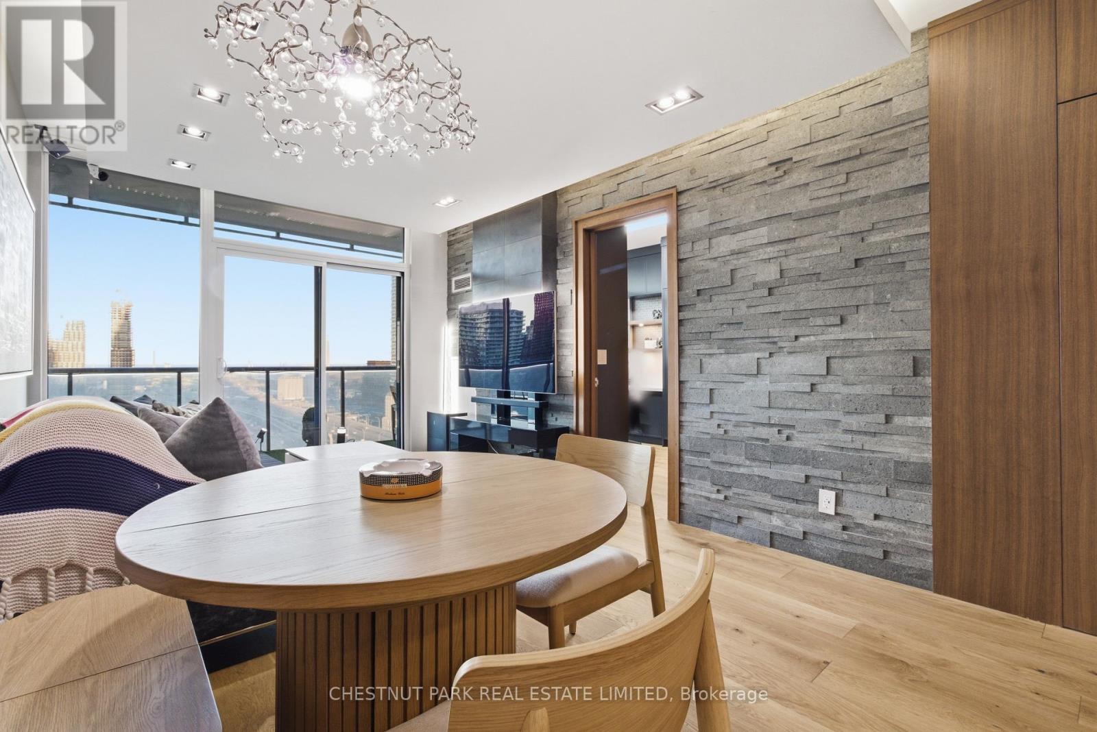 1906 - 1 Market Street, Toronto, Ontario  M5E 0A2 - Photo 22 - C12893926