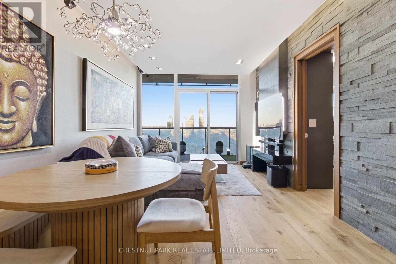 1906 - 1 Market Street, Toronto, Ontario  M5E 0A2 - Photo 7 - C12893926