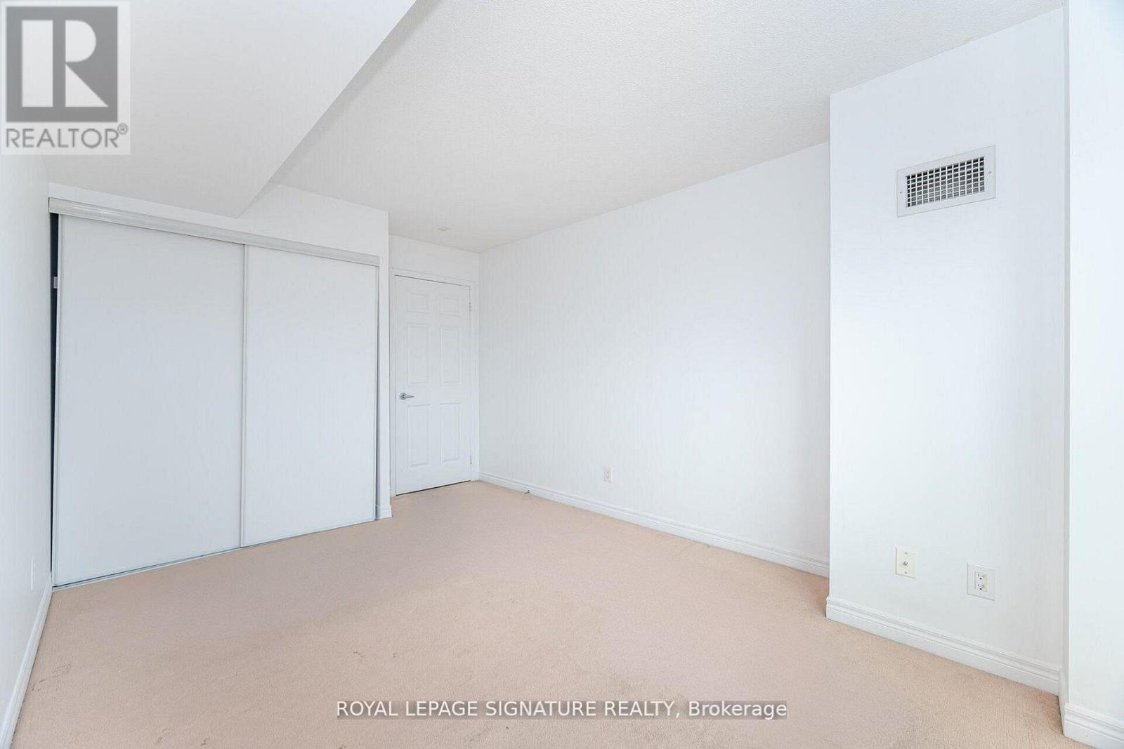 510 - 60 Fairfax Crescent, Toronto, Ontario  M1L 1Z8 - Photo 10 - E12893920