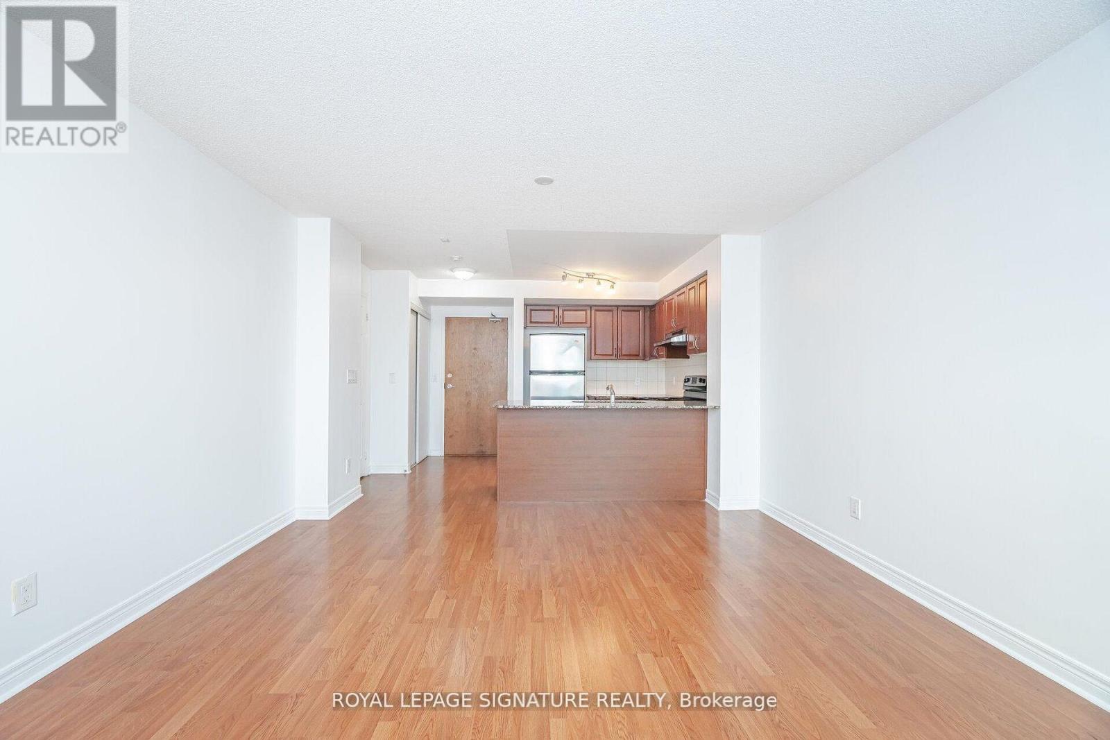 510 - 60 Fairfax Crescent, Toronto, Ontario  M1L 1Z8 - Photo 6 - E12893920