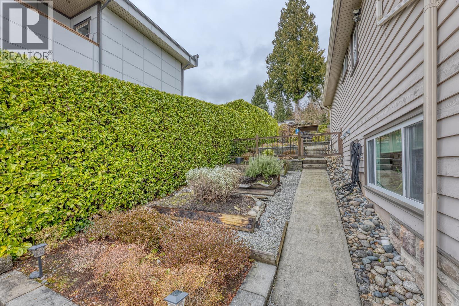 1227 Ioco Road, Port Moody, British Columbia  V3H 2W9 - Photo 29 - R3100984