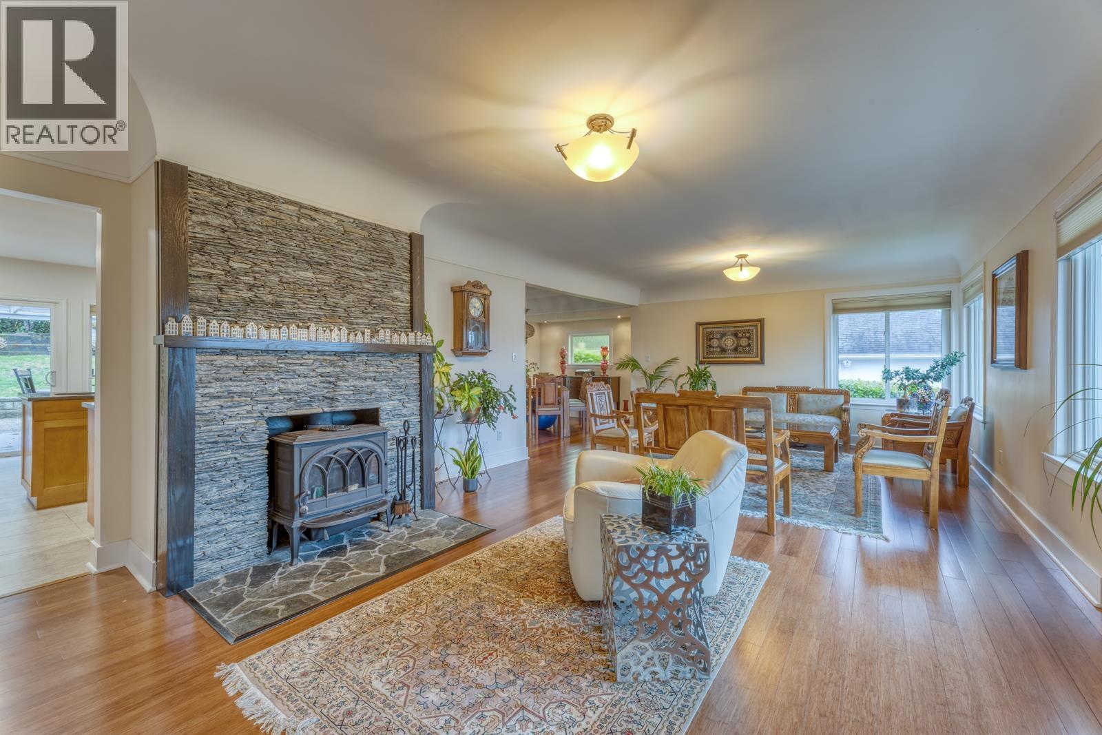 1227 Ioco Road, Port Moody, British Columbia  V3H 2W9 - Photo 3 - R3100984