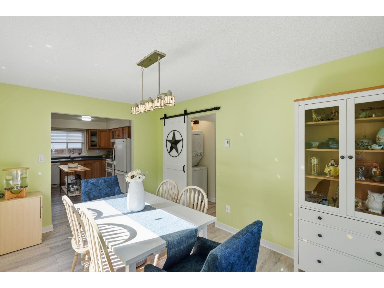 11262 Glenbrook Place, Delta, British Columbia  V4C 7N5 - Photo 4 - R3098315