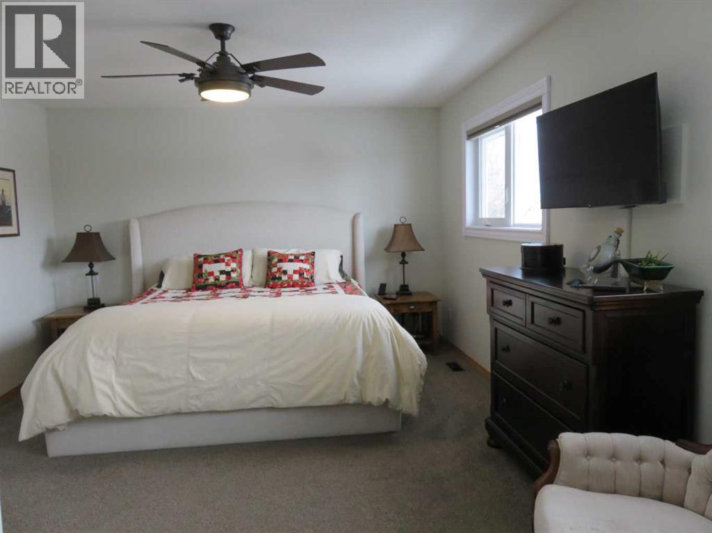 29 Hunter Court Ne, Medicine Hat, Alberta  T1C 1W5 - Photo 18 - A2293918