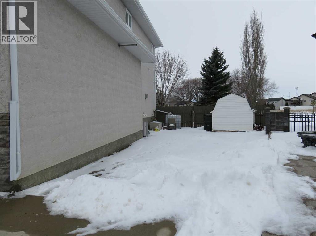 29 Hunter Court Ne, Medicine Hat, Alberta  T1C 1W5 - Photo 33 - A2293918