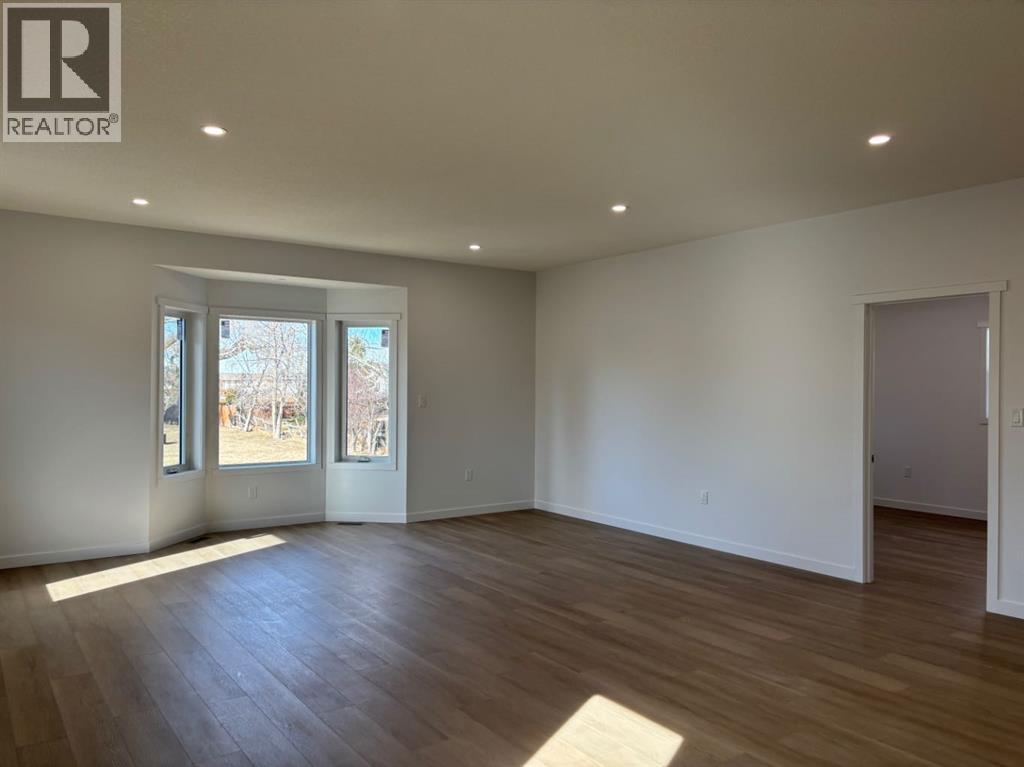 60 N 2 Street W, Magrath, Alberta  T0K 1J0 - Photo 22 - A2291347