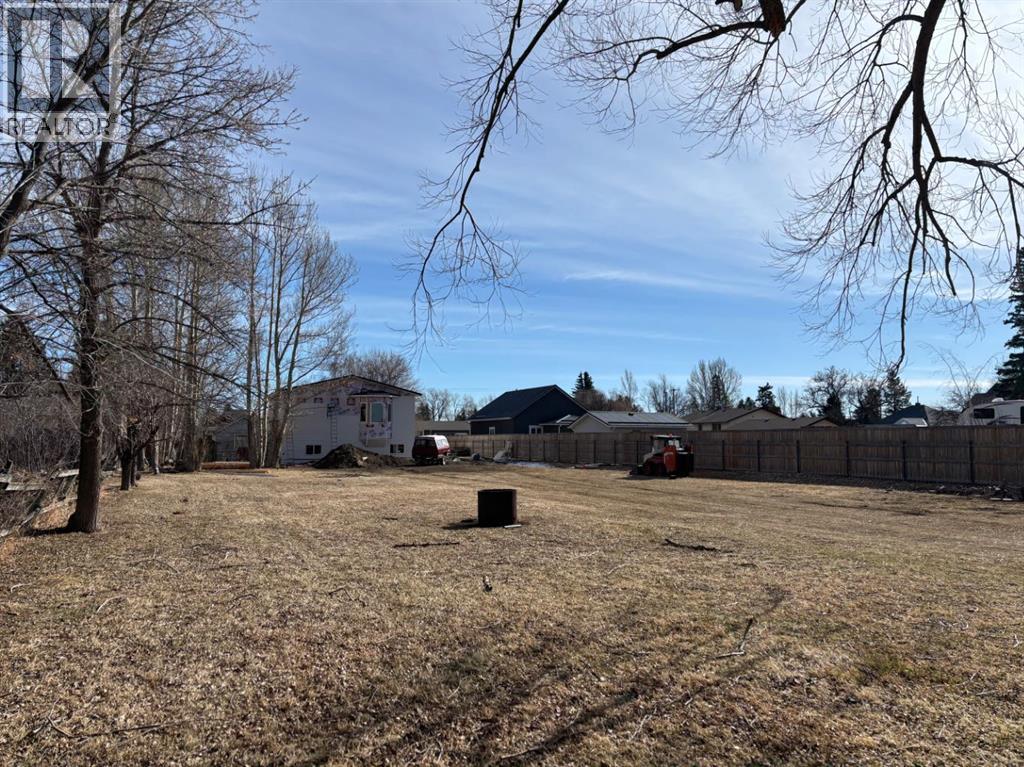 60 N 2 Street W, Magrath, Alberta  T0K 1J0 - Photo 39 - A2291347