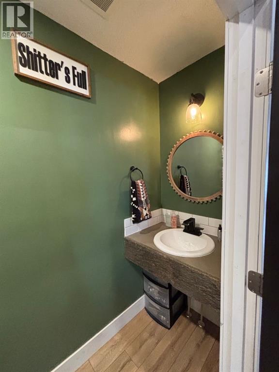 150 S 1 Street W, Magrath, Alberta  T0K 1J0 - Photo 21 - A2293858