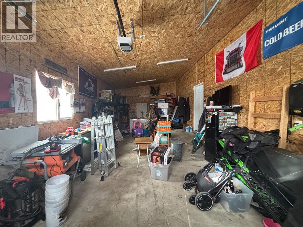 150 S 1 Street W, Magrath, Alberta  T0K 1J0 - Photo 33 - A2293858