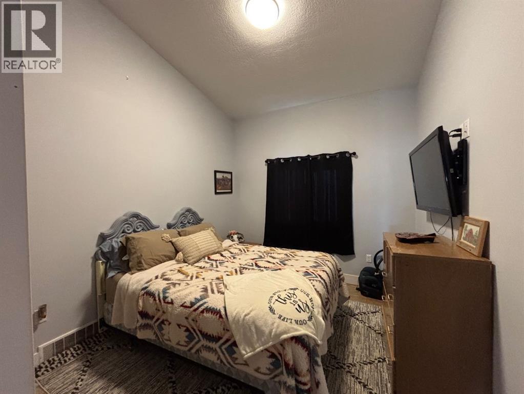 150 S 1 Street W, Magrath, Alberta  T0K 1J0 - Photo 22 - A2293858