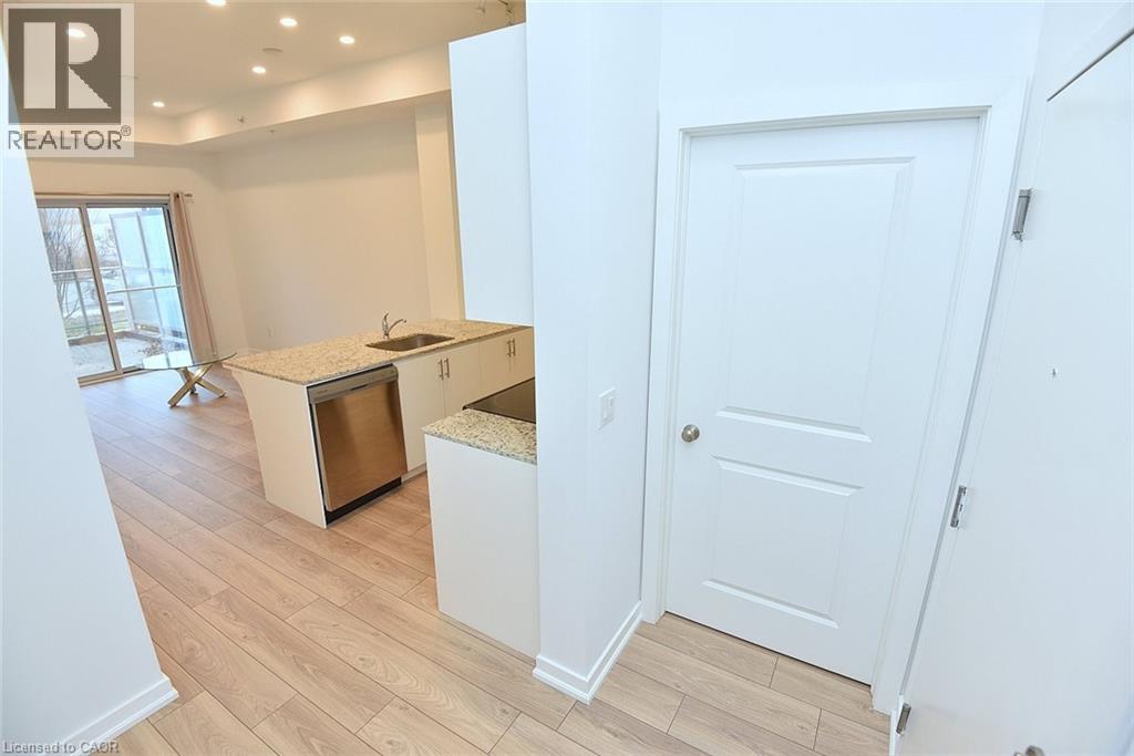 4040 Upper Middle Road Unit# 105, Burlington, Ontario  L7M 0H2 - Photo 5 - 40812004