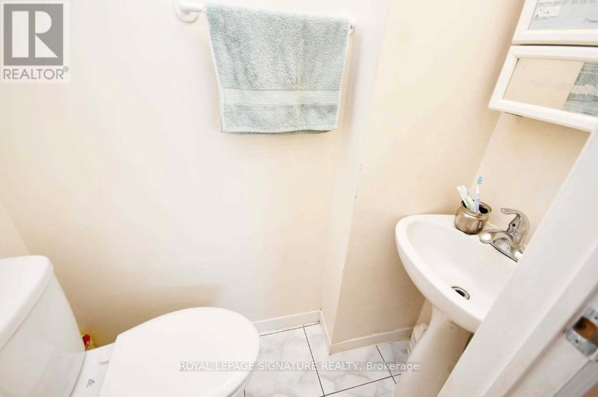 Main - 3424 Clara Drive, Mississauga (Malton), Ontario  L4T 2C7 - Photo 19 - W12893924