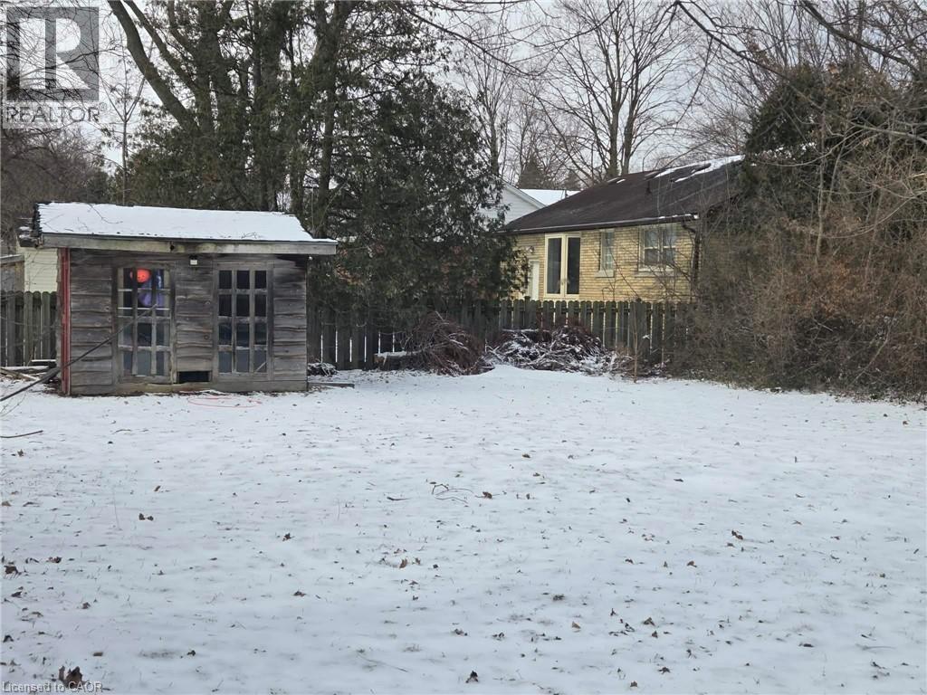 49 Dietz Avenue S, Waterloo, Ontario  N2L 2J8 - Photo 2 - 40812350