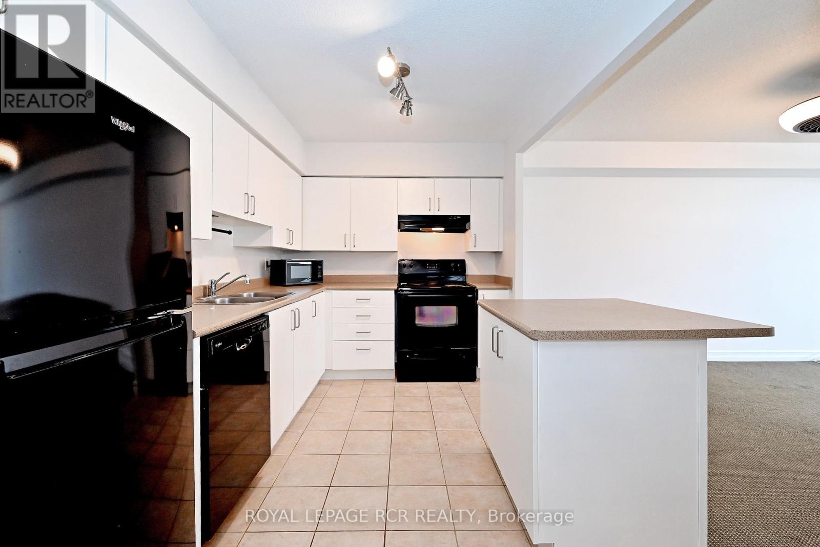 408 - 260 Davis Drive, Newmarket, Ontario  L3Y 7C3 - Photo 16 - N12887496