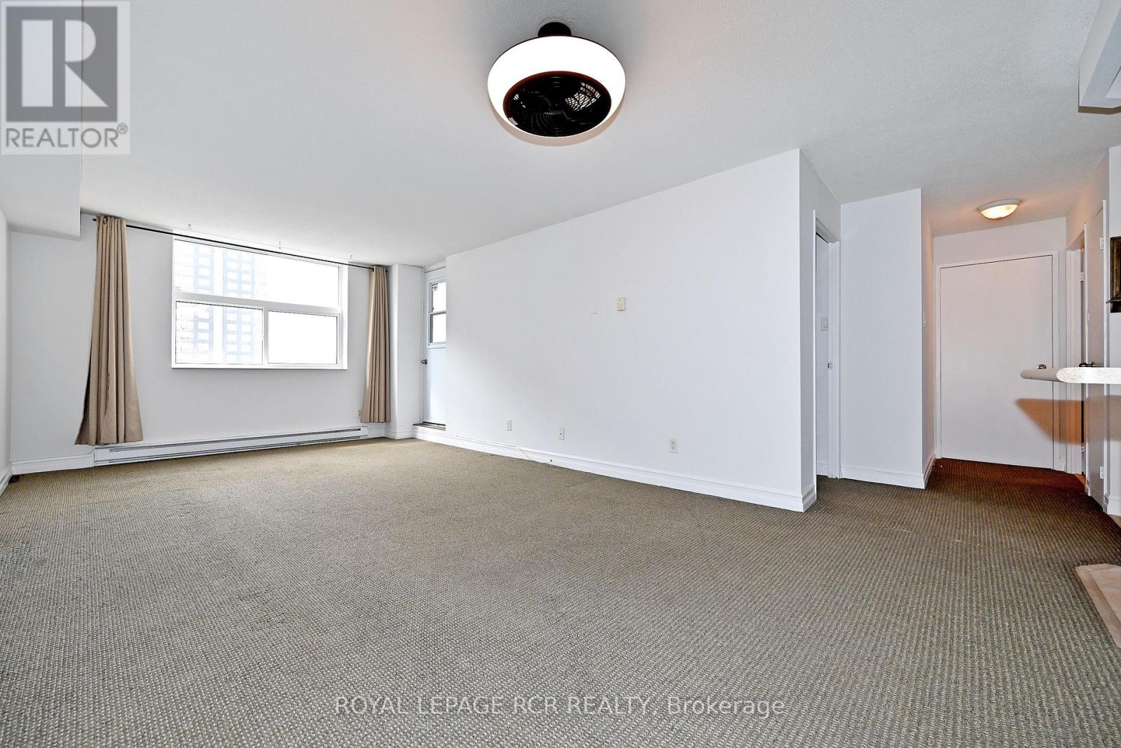 408 - 260 Davis Drive, Newmarket, Ontario  L3Y 7C3 - Photo 12 - N12887496