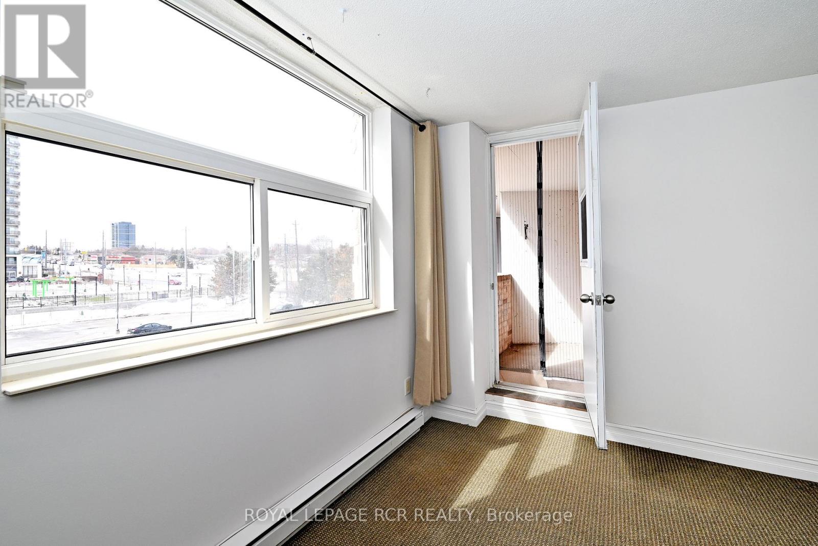 408 - 260 Davis Drive, Newmarket, Ontario  L3Y 7C3 - Photo 32 - N12887496