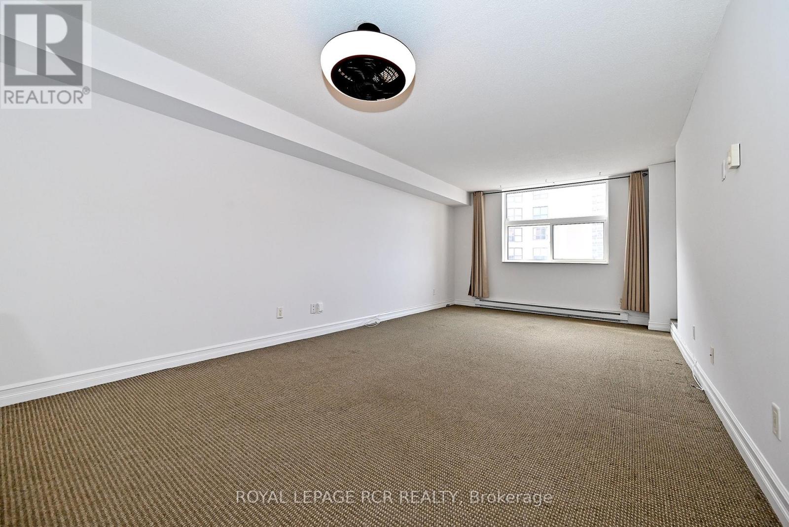 408 - 260 Davis Drive, Newmarket, Ontario  L3Y 7C3 - Photo 11 - N12887496